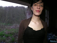 Short -haired Lucia is sampling dude's hard pecker outdoors